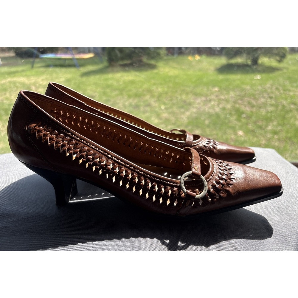 VTG Y2K Nicole "Bedelia" Woven Leather Square Toe Kitten Heels – Cognac Brown